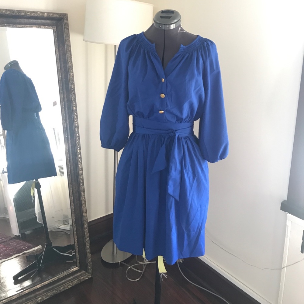 LAST CHANCE💥Stunning cobalt dress with tie front
